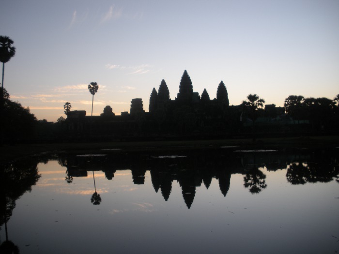 Angkor Wat Sunrise - One Day in Siem Reap