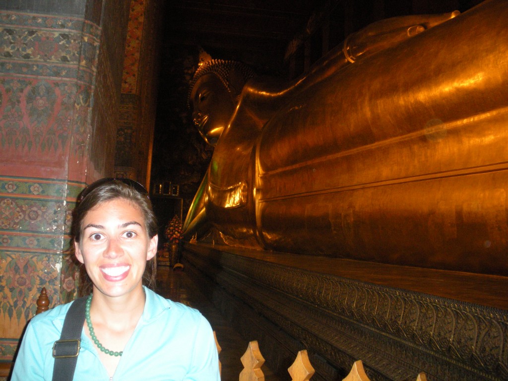 Wat Pho in Bangkok: Yup, it's big.