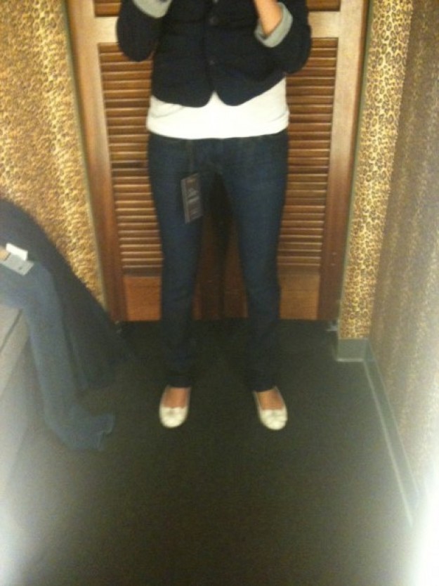 Jeans me Leopard Printed Dressing Room at Blues Jean Bar in San Jose