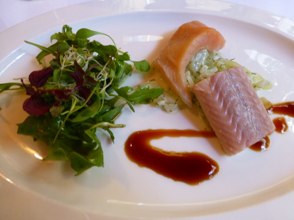 Broeding Restaurant Course in Munich: Fresh trout and eel with cucumber.