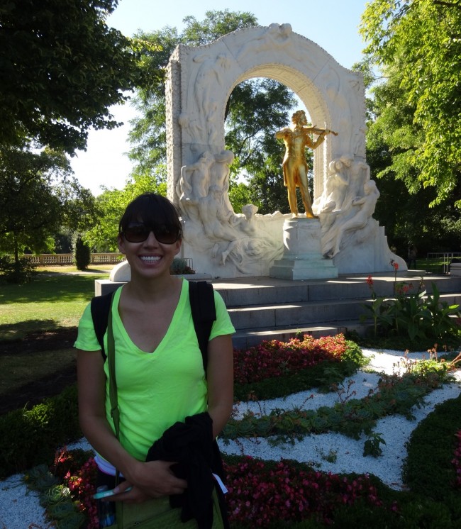 Johann Strauss Statue in Stadtpark in Vienna: The statue was worth the jaunt. As far as statues go, this one of Johann Strauss was quite lovely and very prettily accented.