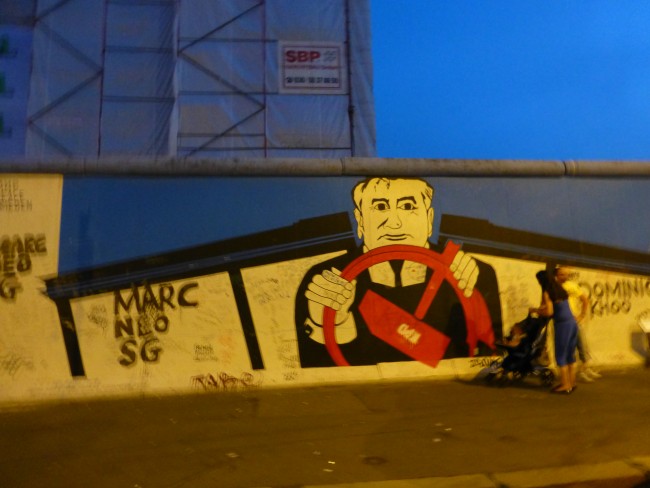 One more shot of the East Side Gallery in Berlin.