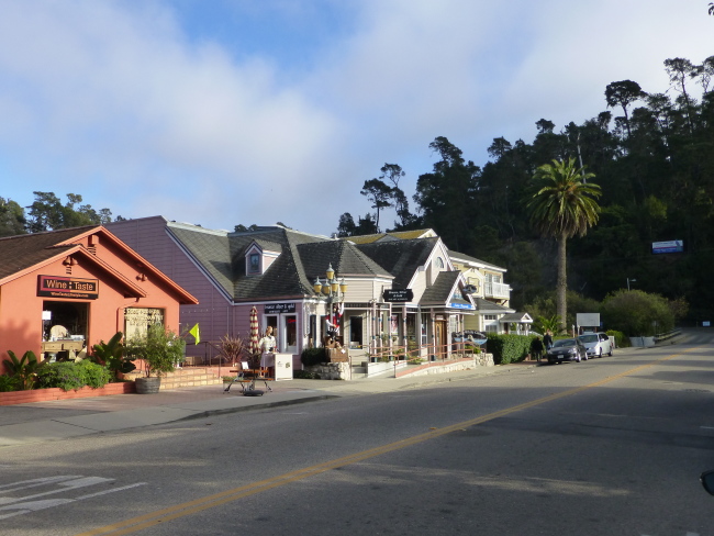 This sleepy town of Cambria, California is about to be taken over...by SCARECROWS!