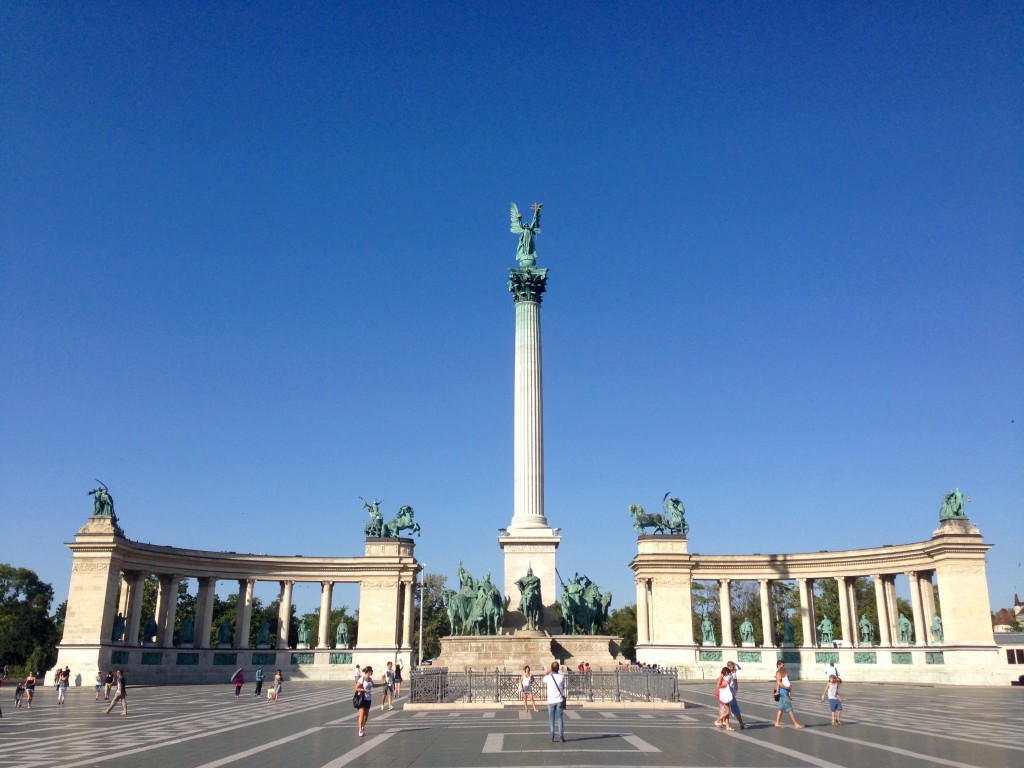 Heroes' Square