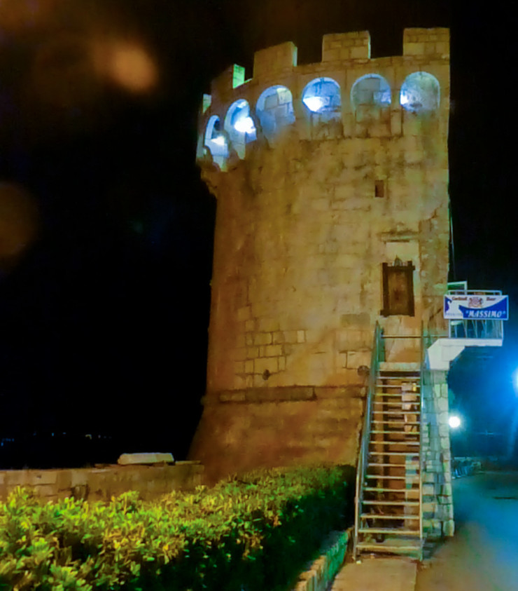 Massimo Cocktail Bar at the top of a tower in Korcula 