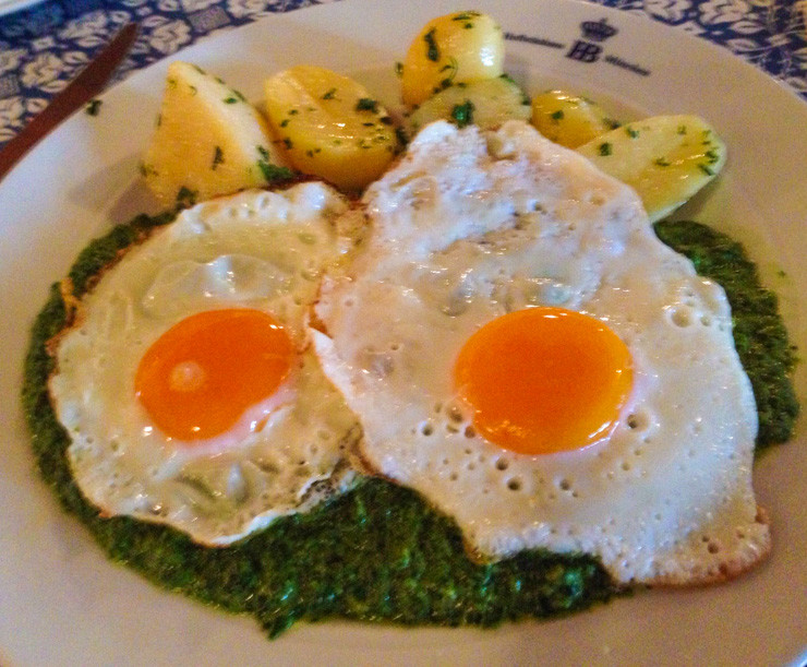 Mom's Mystery Dish at Hofbrahaus in Munich