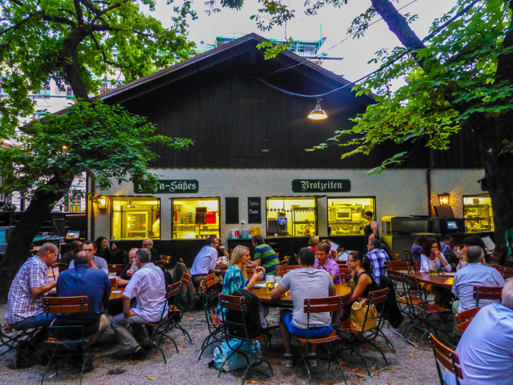 Augustiner-Keller Beer Garden in Munich: These people got a prime spot right by the food. 