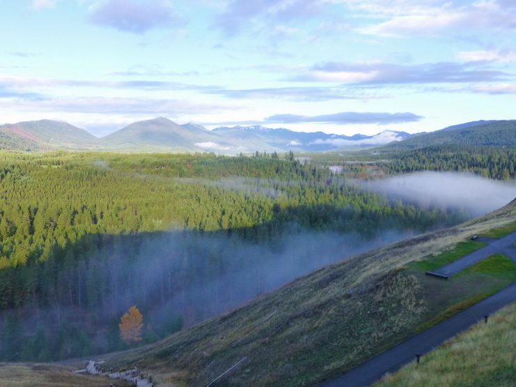 Suncadia Resort early morning Cascade Mountain view.