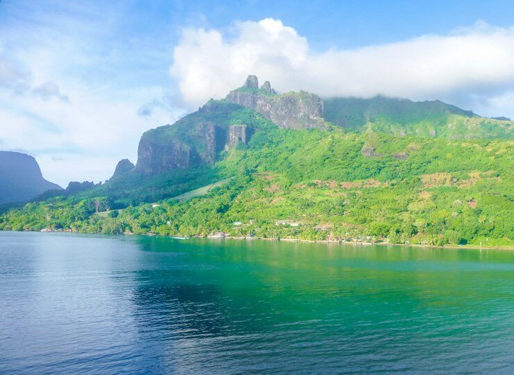 The coastline of Moorea, the island port where I would do my next scuba dive excursion. 