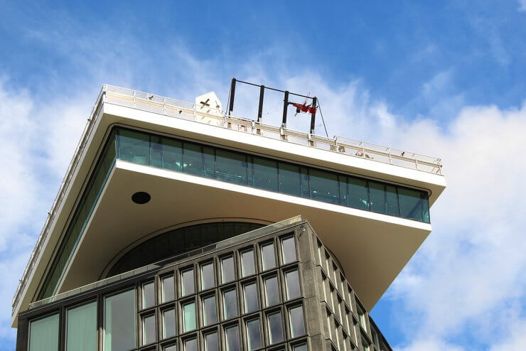 a 'Dam Lookout sving