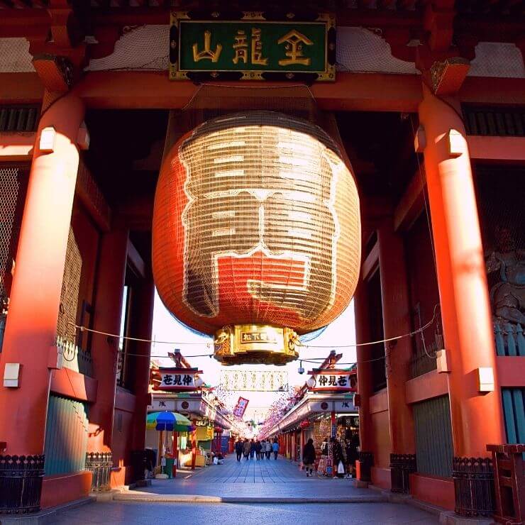 Lantern at Kaminarimon Gate in Tokyo