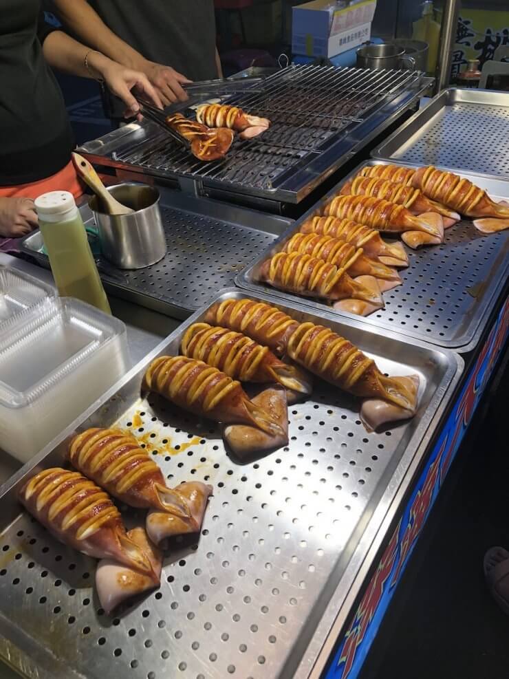 Delicacies at Raohe St Market