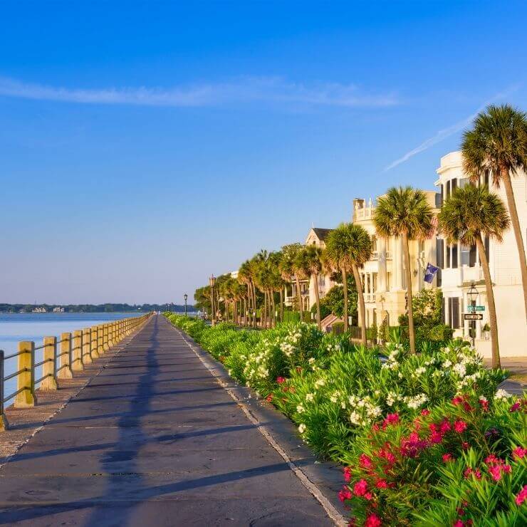 Walking path along the Battery in Charleston, South Carolina. Even if you only have one day in Charleston you can't miss seeing the Battery. 