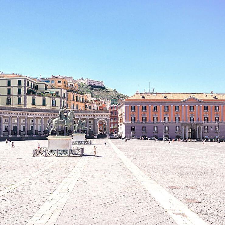 Piazza del Plebiscito is one of the most beautiful squares in Italy and is a must-see during one day in in Naples.