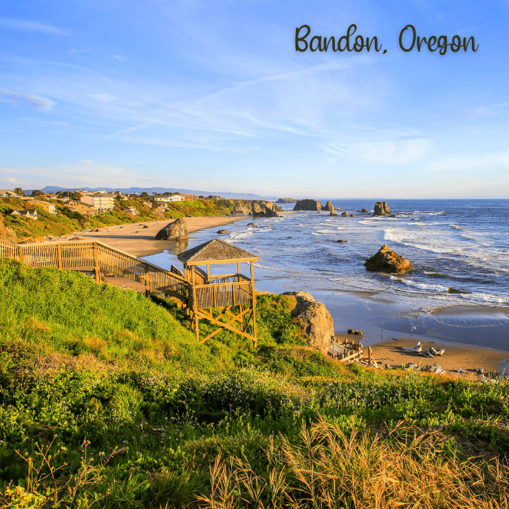 Beautiful Bandon, Oregon, is perfect for a laidback, beach-centric weekend getaway along the Oregon Coast in the PNW. 