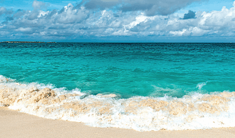 The best beaches in Nassau to visit whether you're visiting Nassau by cruise or plane!