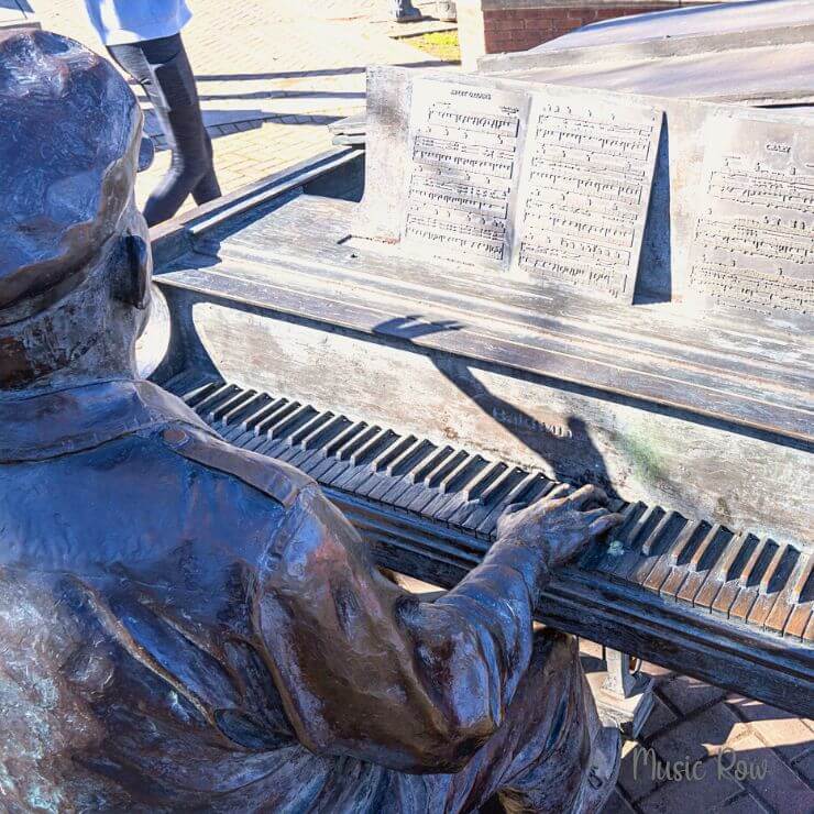 Owen Bradley Statue by Music Row, where you'll find many of the top things to do in Nashville during a girls weekend. 