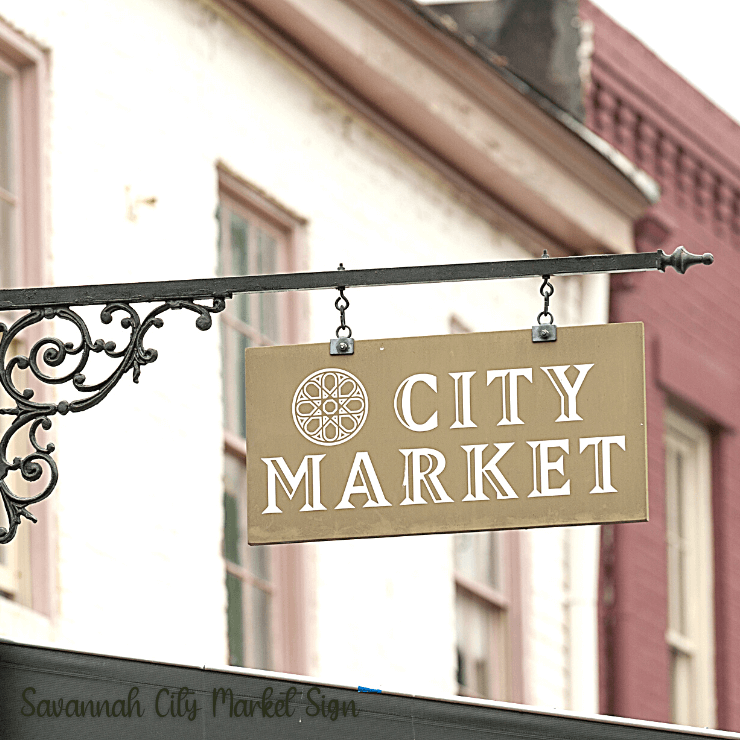 City Market sign in Savannah, GA