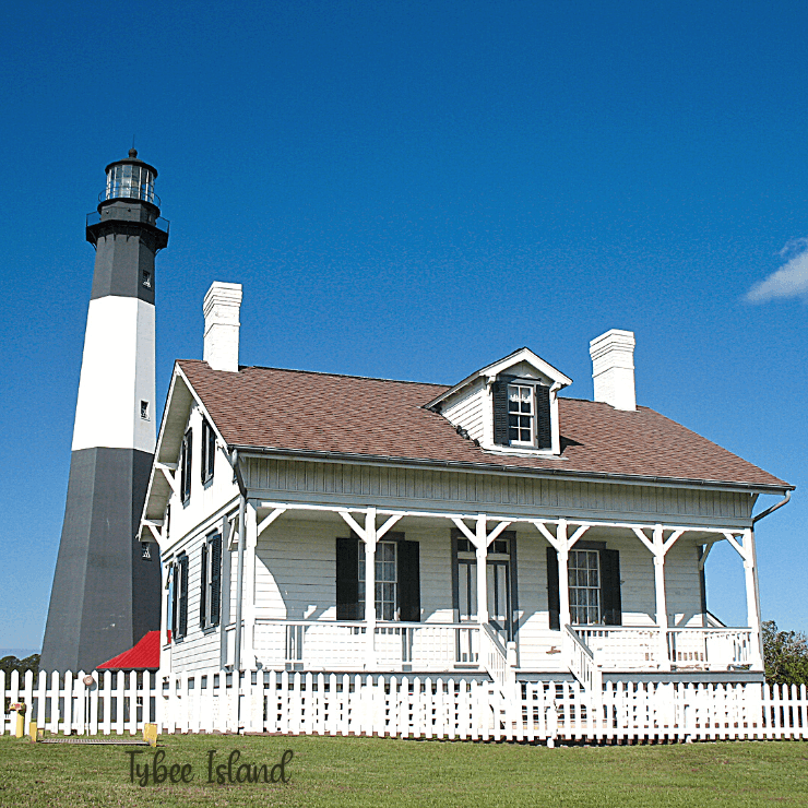 If you are spending a family day in Savannah, Georgia, you will want to take the extra time to see Tybee Island. 