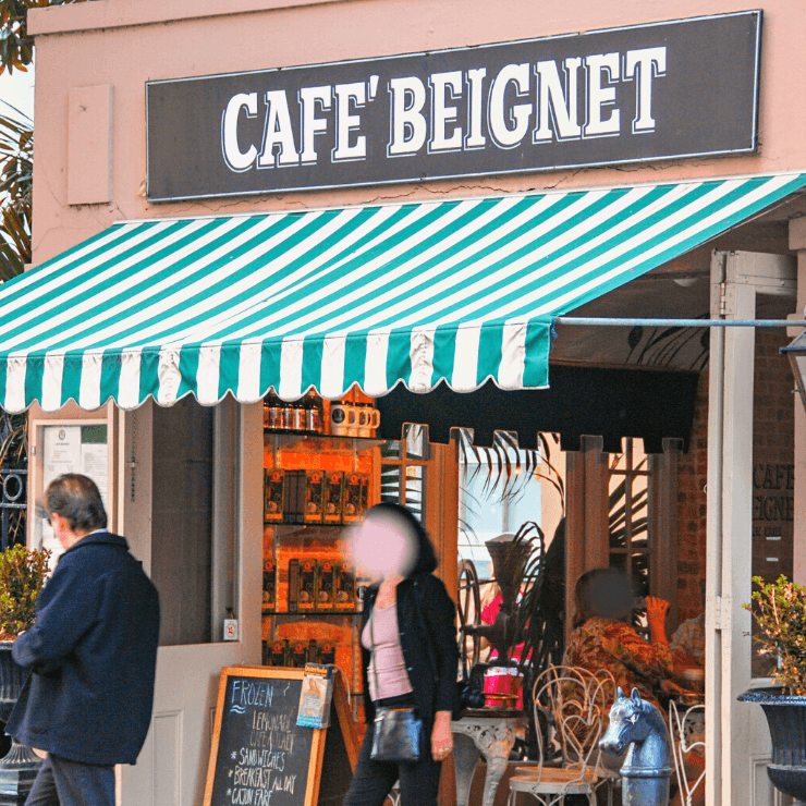 You will love the food at the local Cafe Beignet with your girlfriends on your trip to New Orleans. 